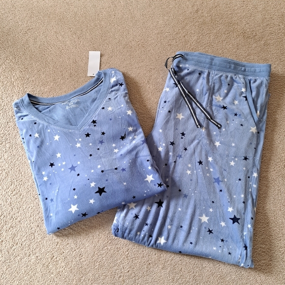 Nautica 2 Piece PJ Set Womens XL Blue Stars Print Fleece Loungewear Set NWT - Picture 14 of 15